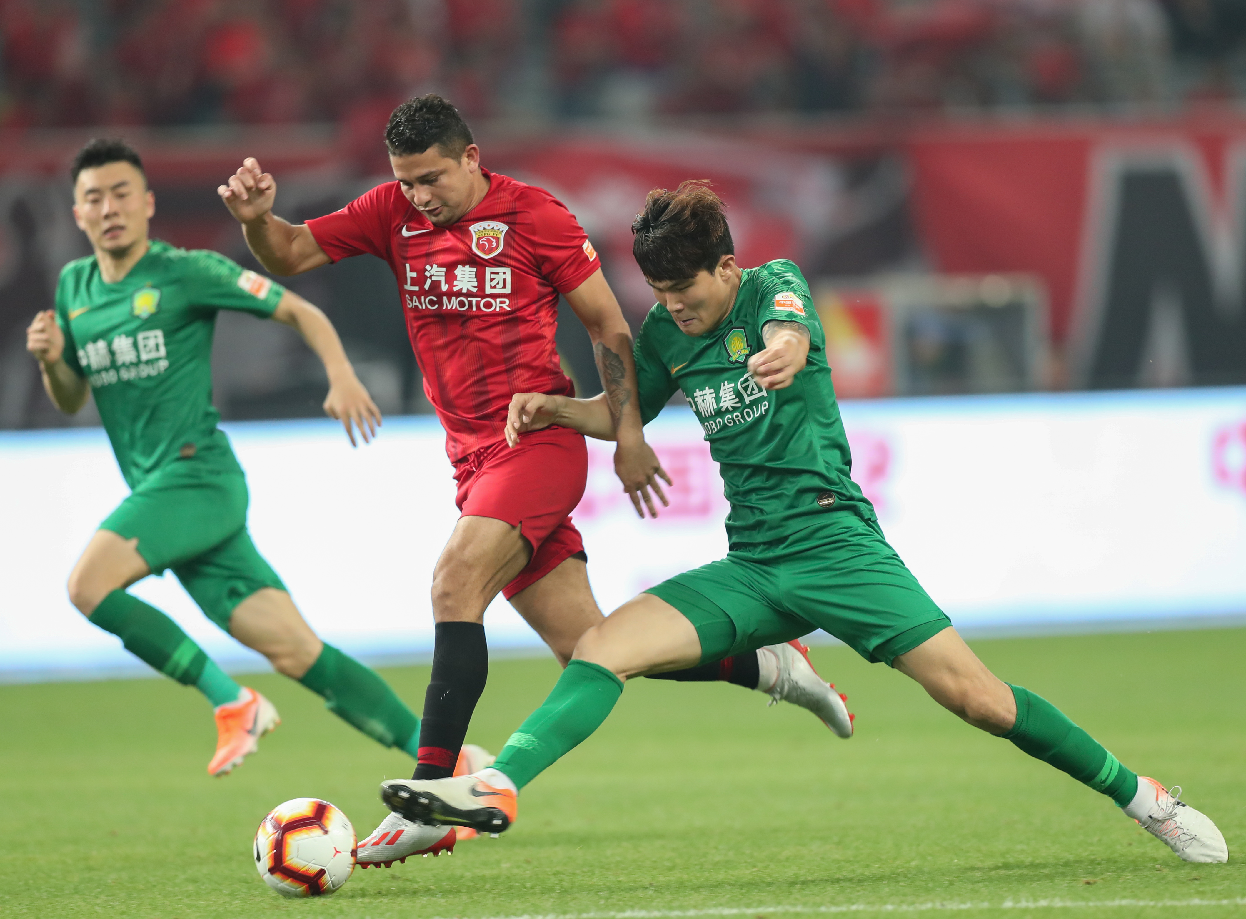 阿斯：塞维利亚冬窗想补强锋线，有意多特前锋法比奥-席尔瓦（阿斯：塞维利亚计划冬窗补强锋线，瞄准多特前锋法比奥-席尔瓦）