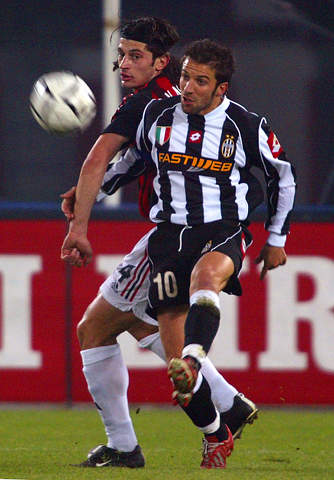 曼纳：德布劳内的受伤对我们打击很大，正在寻找合适的替代者（曼纳：德布劳内伤停重创球队，我们正物色合适替代者）