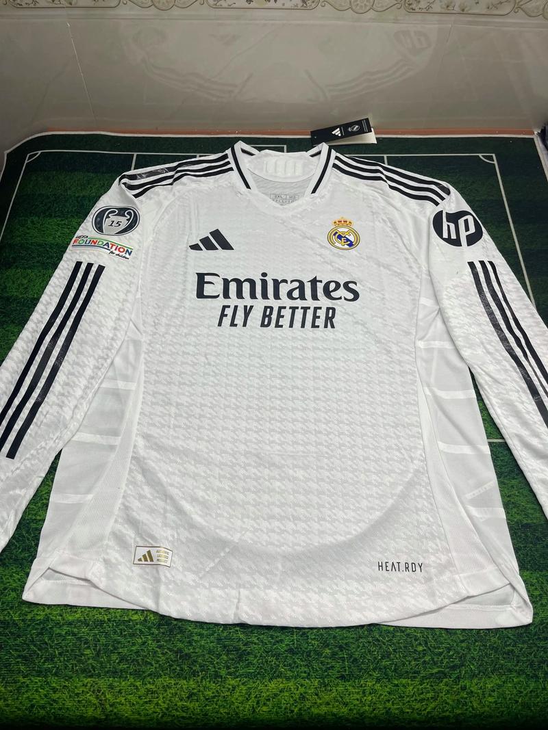 斯帕莱蒂：戴维需要连续踢五场？难道我也得带皇马巴萨五场？（斯帕莱蒂反问：戴维必须连战五场？难道还要我连续执教皇马和巴萨五场？）