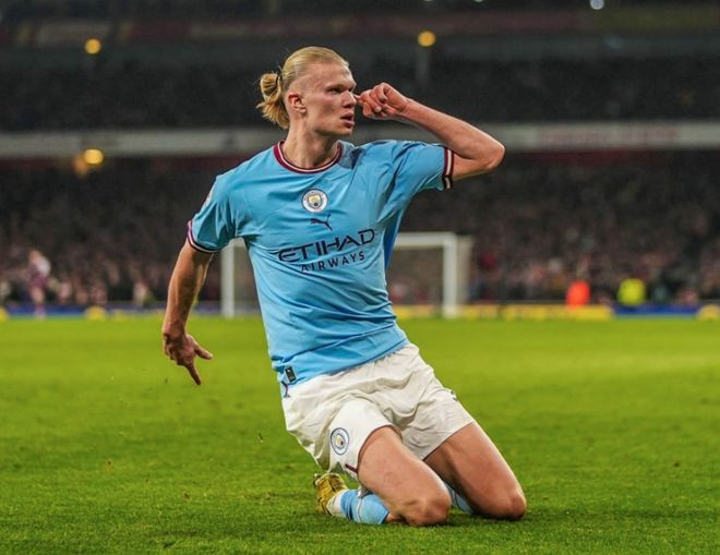 杜兰特：我从不期待任何人祝贺我，但我很感激人们表达的关爱（杜兰特：我不求祝贺，但感谢大家的关爱）