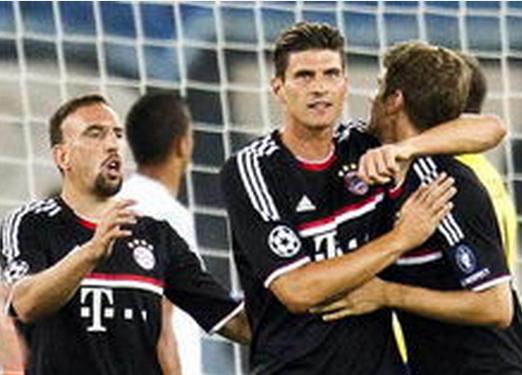 球星连续造成杀伤（球星连番冲击对手防线）