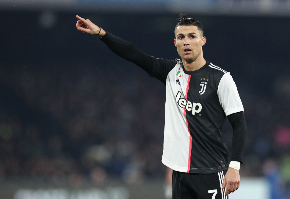 TA：西班牙与巴萨都想治疗亚马尔，并都想将受伤责任推给对方（TA：西班牙队与巴萨抢治亚马尔，受伤责任互相推诿）