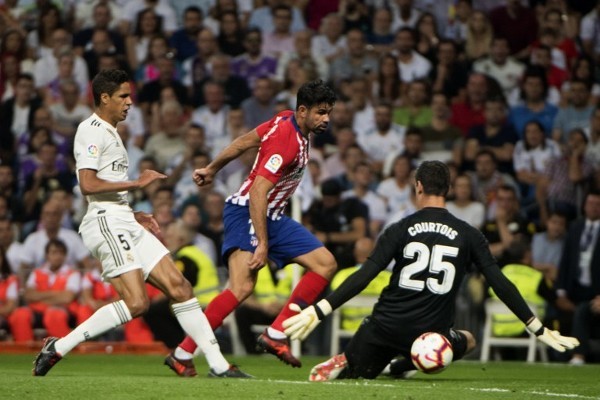 来看中国女足的比赛遇到了前男足主教练扬科维奇（在中国女足赛场偶遇前男足主教练扬科维奇）