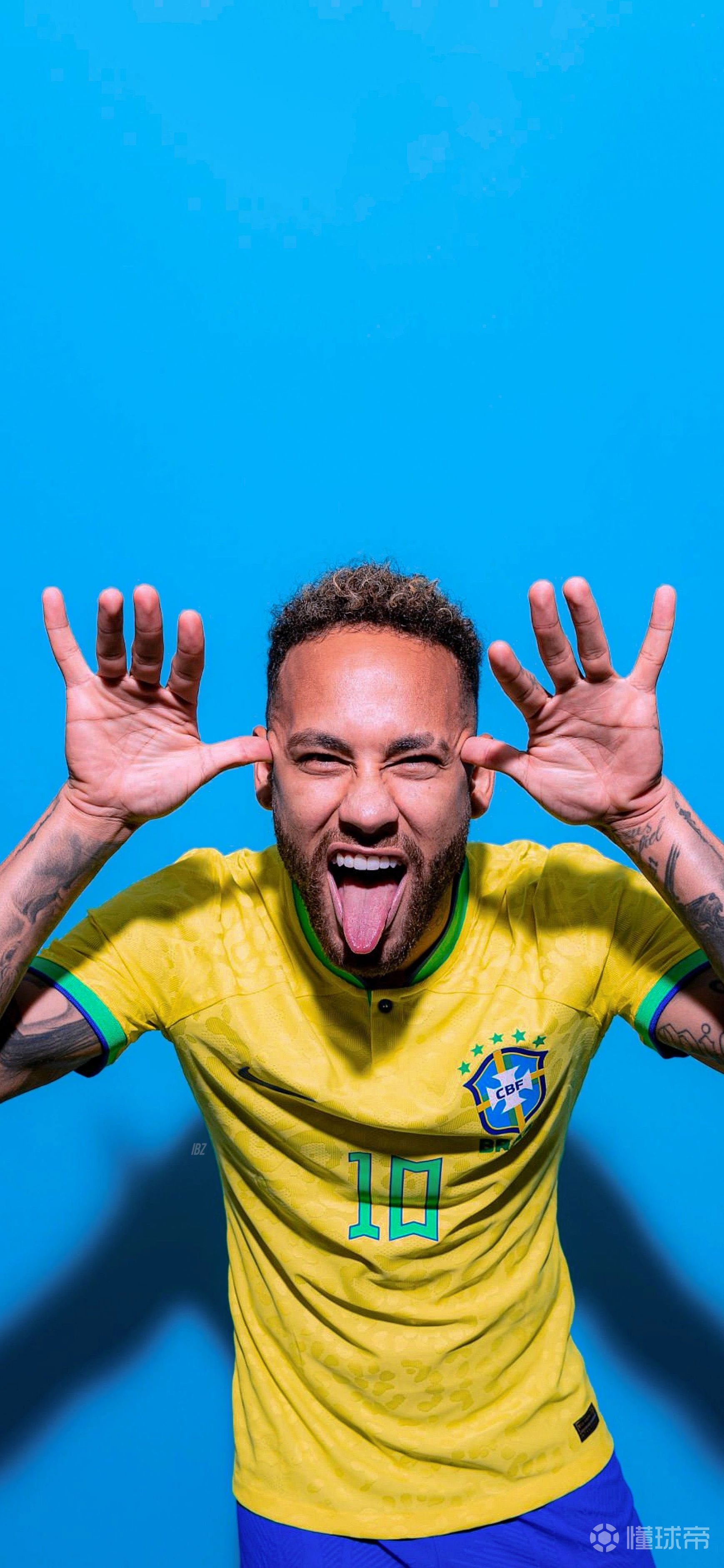 欧冠之夜法国海外球员表现：萨利巴尝试后腰，乌帕决定性（欧冠夜法籍旅欧亮点：萨利巴改打后腰，乌帕成关键先生）