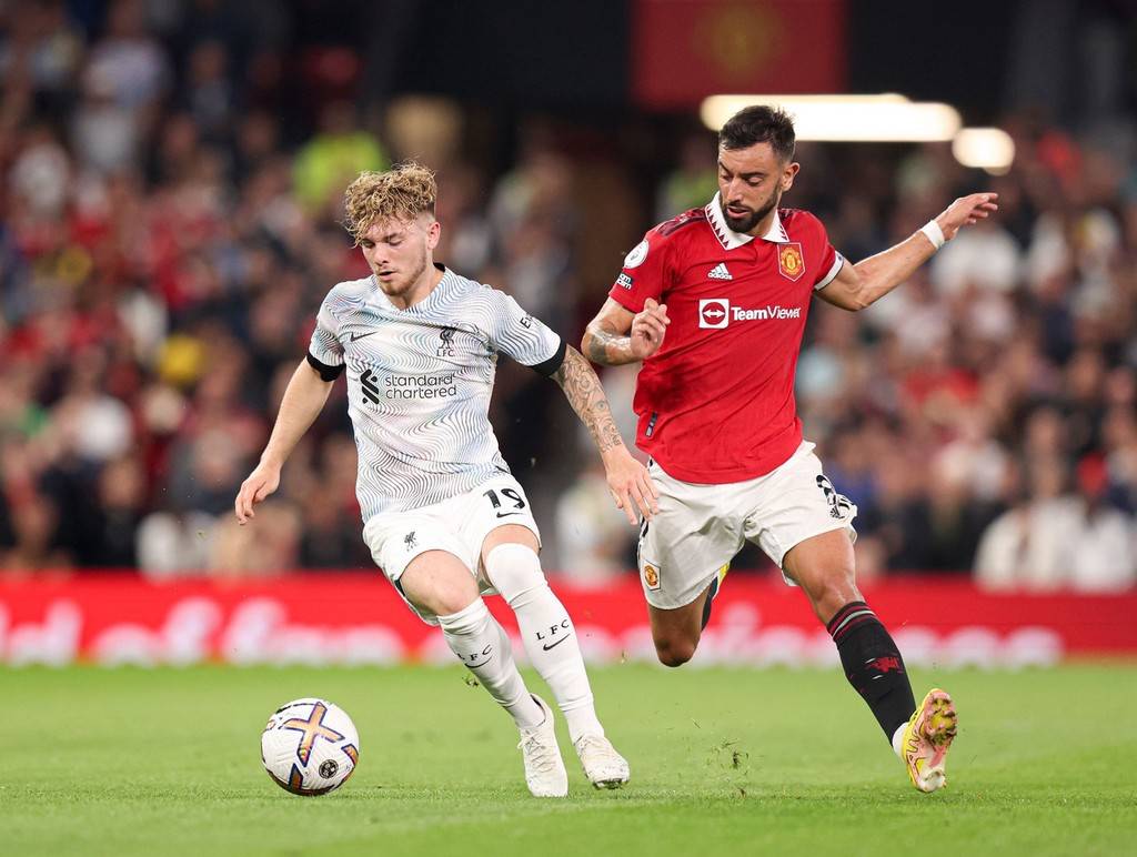 孔帕尼：会继续练定位球；迪亚斯虽没直接参与进球但贡献很大（孔帕尼：定位球训练将继续进行；迪亚斯虽未参与进球仍贡献巨大）