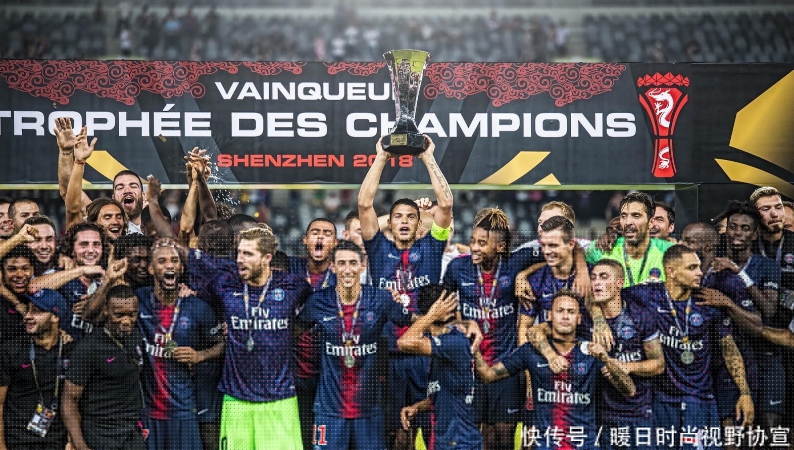 科摩罗球星在长途跋涉后称赞巴黎圣日耳曼学院“很多优秀球员”（科摩罗球星远赴而来，盛赞巴黎圣日耳曼青训营：人才济济）